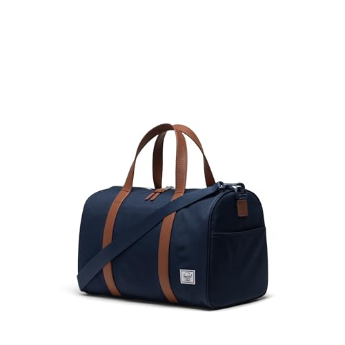 Herschel Novel Duffle waterproof zipper detail