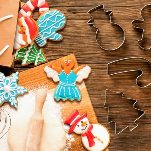 Detailed view of curled edge cookie cutter