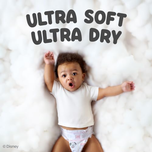 Huggies Snug & Dry absorbent waistband detail