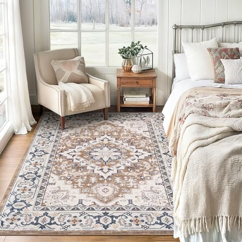 Close up of boho medallion pattern on Lofus rug