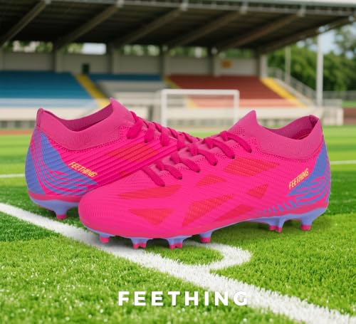 High-top knitted collar on FEETHING cleats
