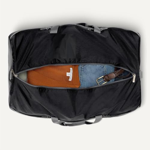 Front view of the 150L Essentials travel luggage