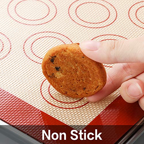 Full M MCIRCO 9-piece set organized for baking