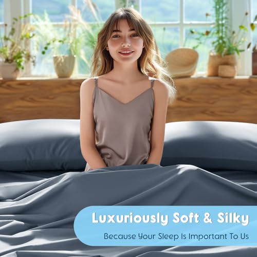 Flat sheet and pillowcase set on a Queen bed