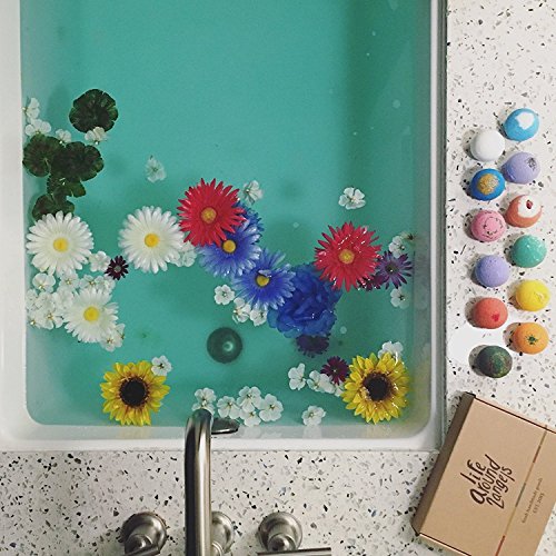 Lifearound2angels bath bomb fizzing in water
