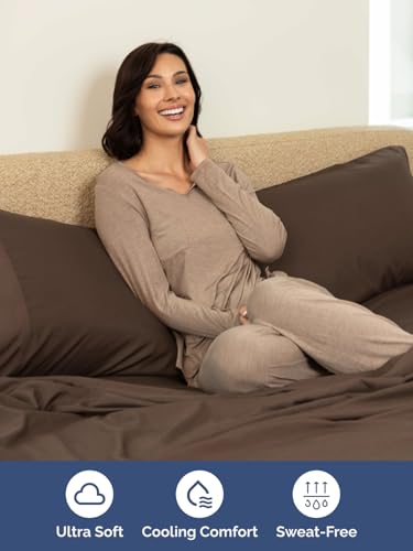 Oversized pillowcases included in the 6-piece set