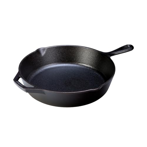 Side profile of Lodge 12-inch pan