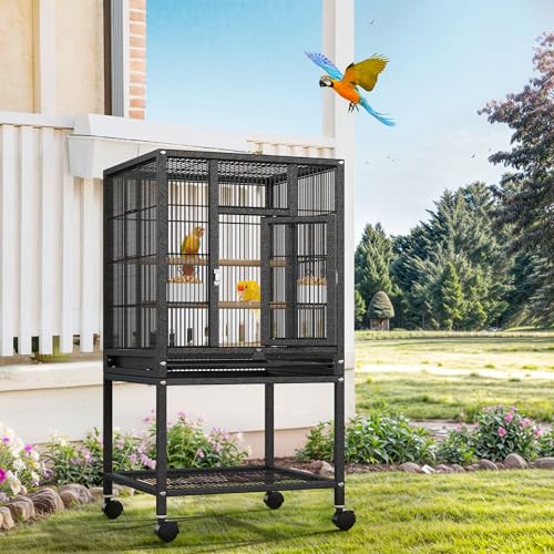 Locking wheels on DWVO avian habitat