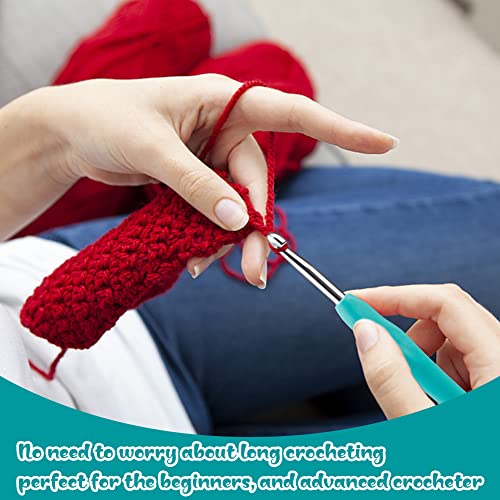 Hand holding ergonomic Mayboos crochet hook