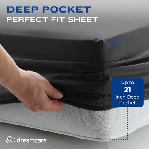 Detailed view of side storage pocket on sheet