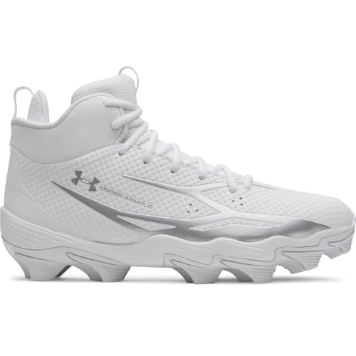 Top down view of Under Armour football cleats lacing system