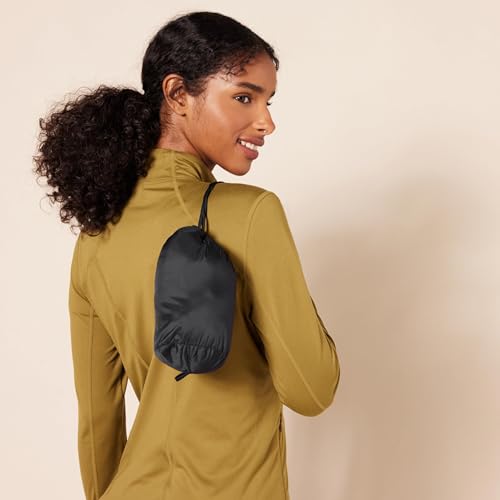 Essentials puffer jacket elastic cuffs and zipper detail