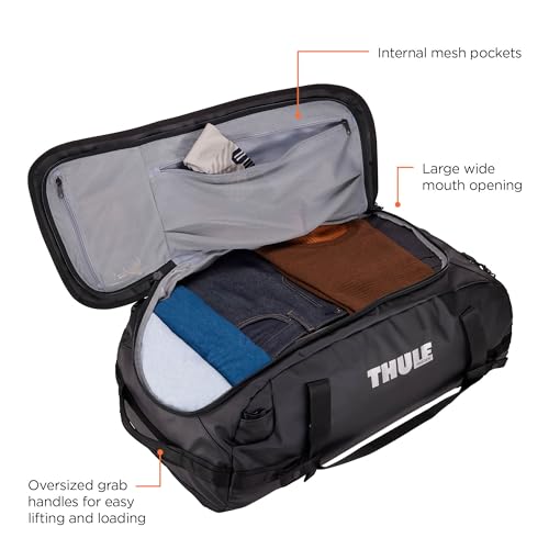 Wide-mouth opening of Thule Chasm duffel