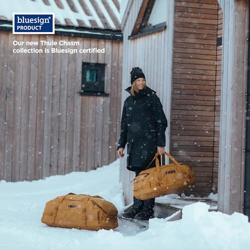 Thule Chasm 70L rugged fabric texture