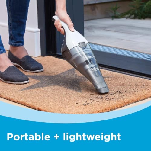 Wall mount charging system for vacuum