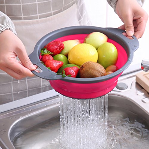 Folded space-saving colander set