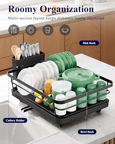 Kitsure dish drainer with plates and bowls