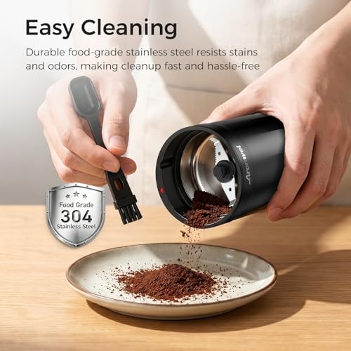 Top down view of Aromvel coffee grinder grinding chamber