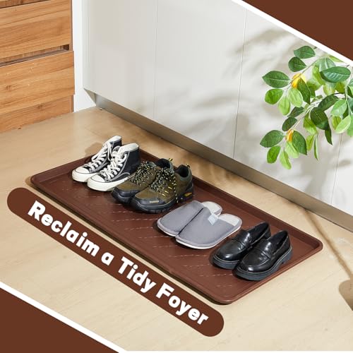 Brown polypropylene texture of Geelin boot tray