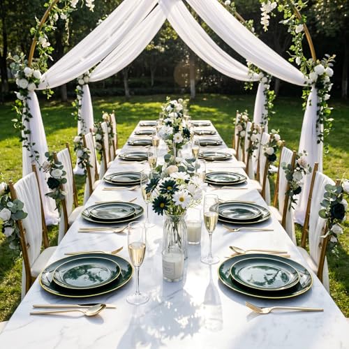 Heavy duty green plastic plates for events