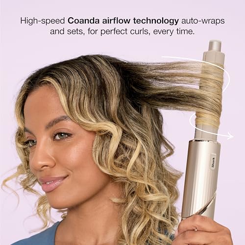Paddle brush for smoothing hair