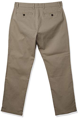 Essentials Men's Stretch Chino back pocket detail
