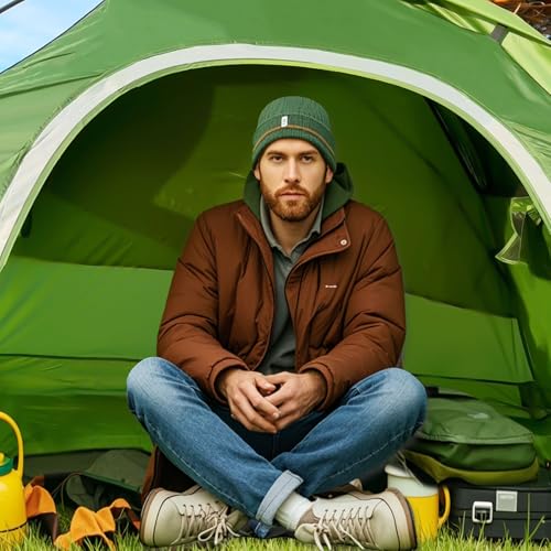 Clostnature green camping tent pole setup