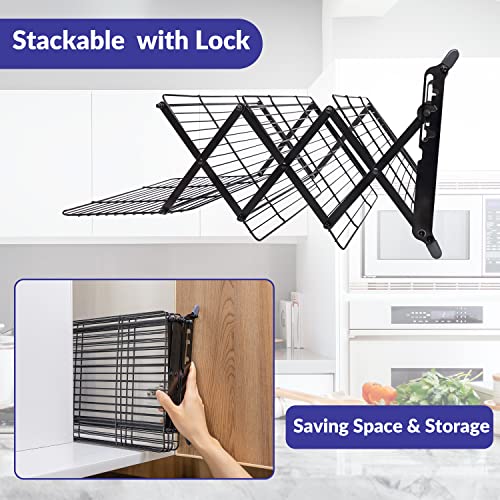 Geesta baking rack holding cookies