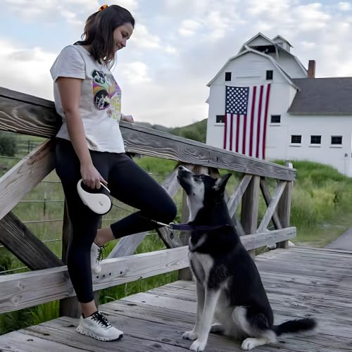Side profile of TUG 16 ft retractable leash