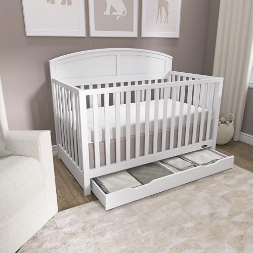 Safety certification label and detail of Dream On Me Storybrooke crib