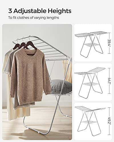 Top down view of laundry rack hanging space