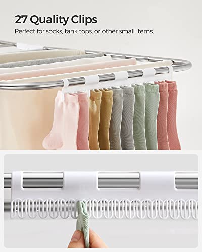 Detail of integrated clips on rack