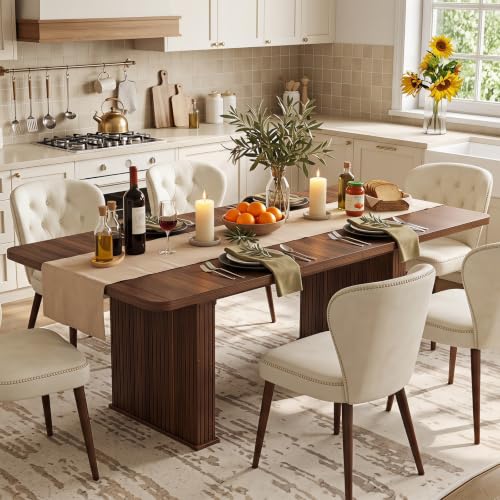 Table fully extended for larger groups