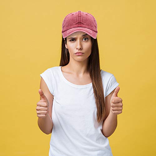 Adjustable metal closure detail on MEINICY hat