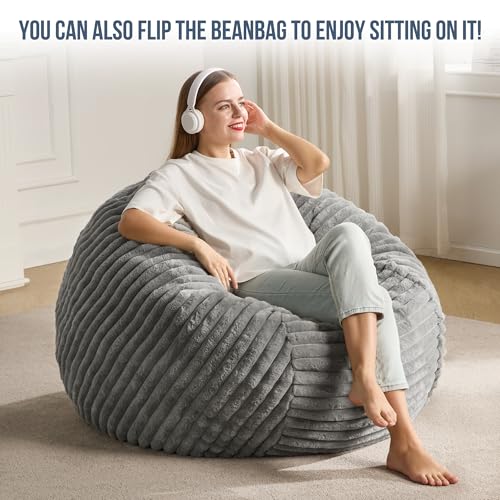 Side view of Hobestluk bean bag with storage pocket