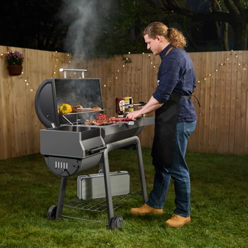 Black finish Feasto 30-inch outdoor grill