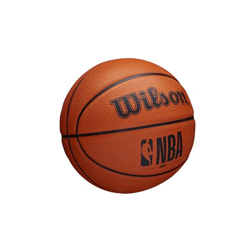 Close up of WILSON NBA DRV Series grip texture