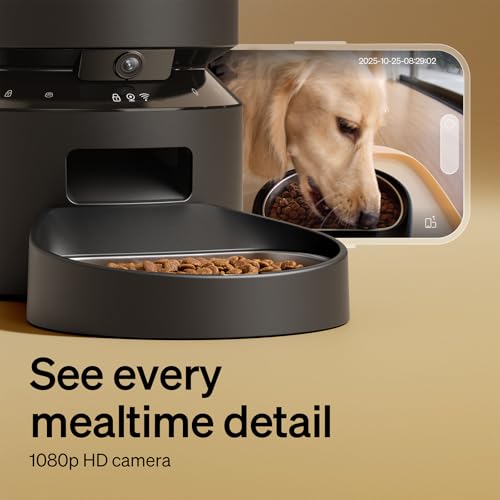 Close up of 1080P HD camera on PETLIBRO feeder