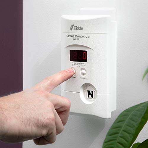 Kidde CO detector with status LED indicators lit