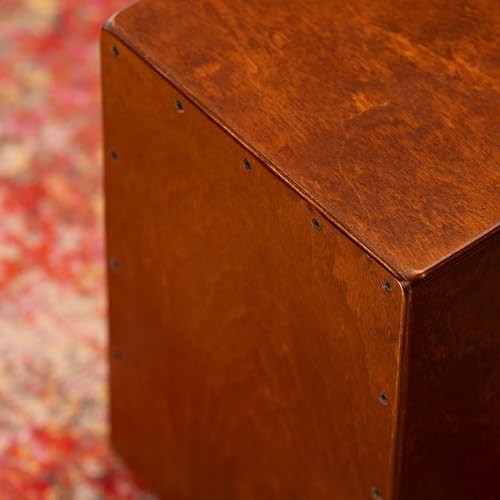 Detail of the snare construction inside the cajon