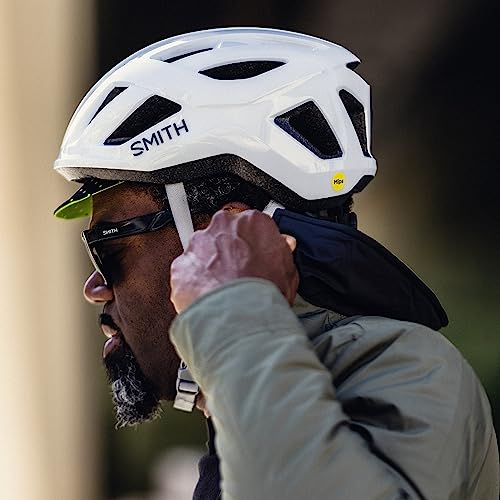 SMITH Signal Cycling Helmet angle view