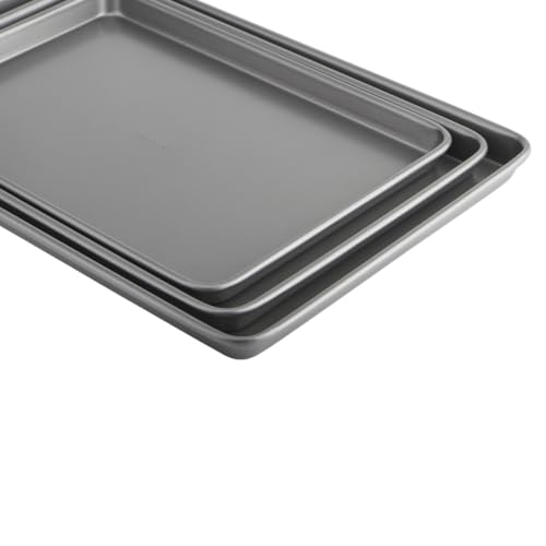 GoodCook bakeware branding and finish detail