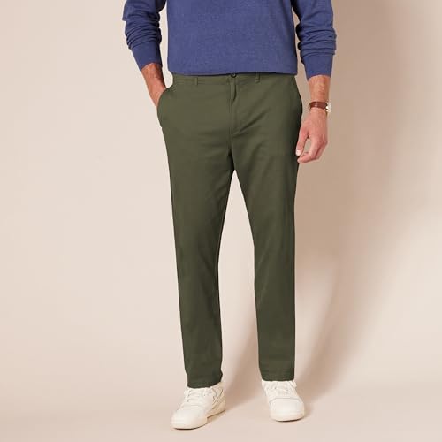 Tapered leg and bottom hem detail