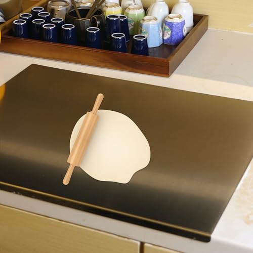 Kneading dough on 15.7 x 11.8 inch surface