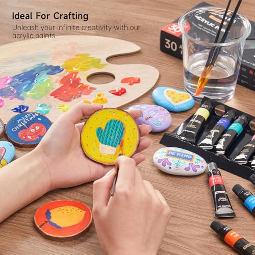 Details on the back of Shuttle Art paint packaging