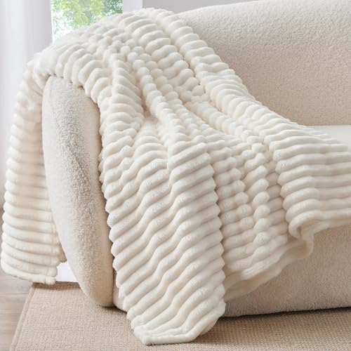 BEDELITE Ribbed Fleece Throw Blanket in Cream