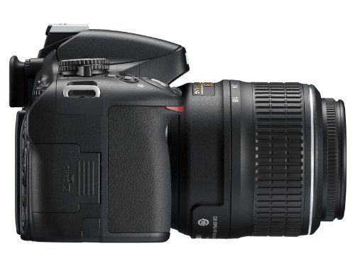 Nikon D5100 lens mount detail