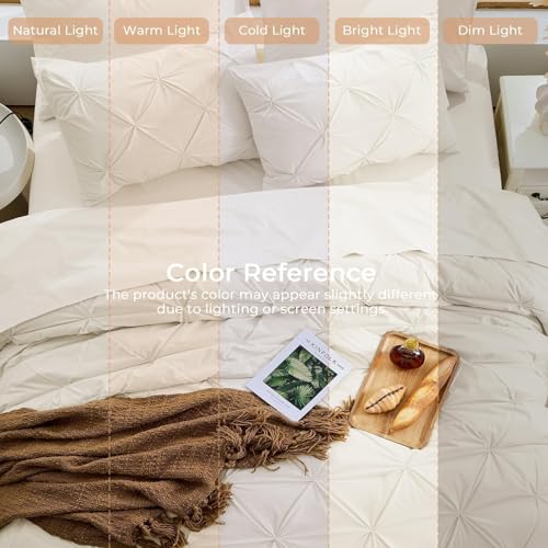 Soft microfiber fabric texture on Sasttie bedding