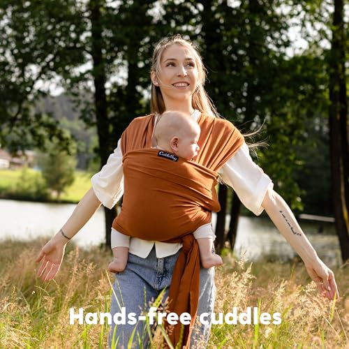 Back view of CuddleBug carrier weight distribution