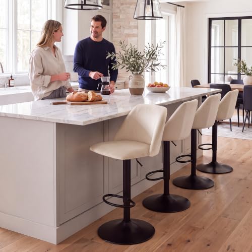 Sturdy pedestal base with floor protector